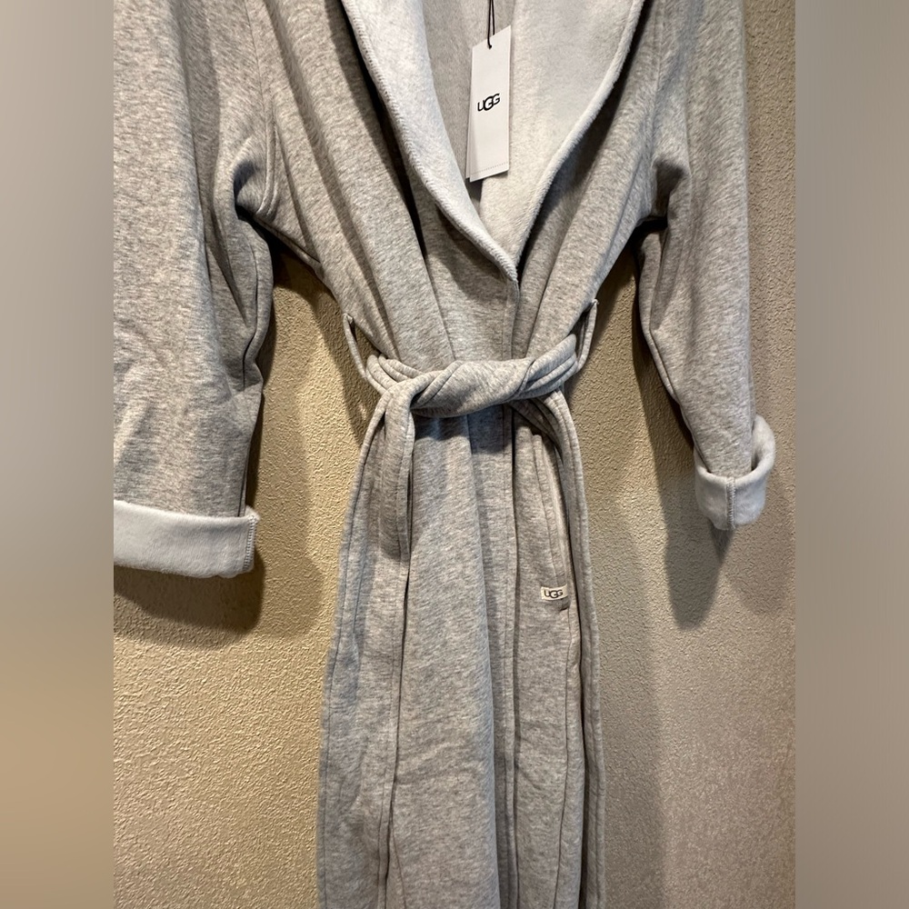 NWT UGG Robe - Picture 2 of 4